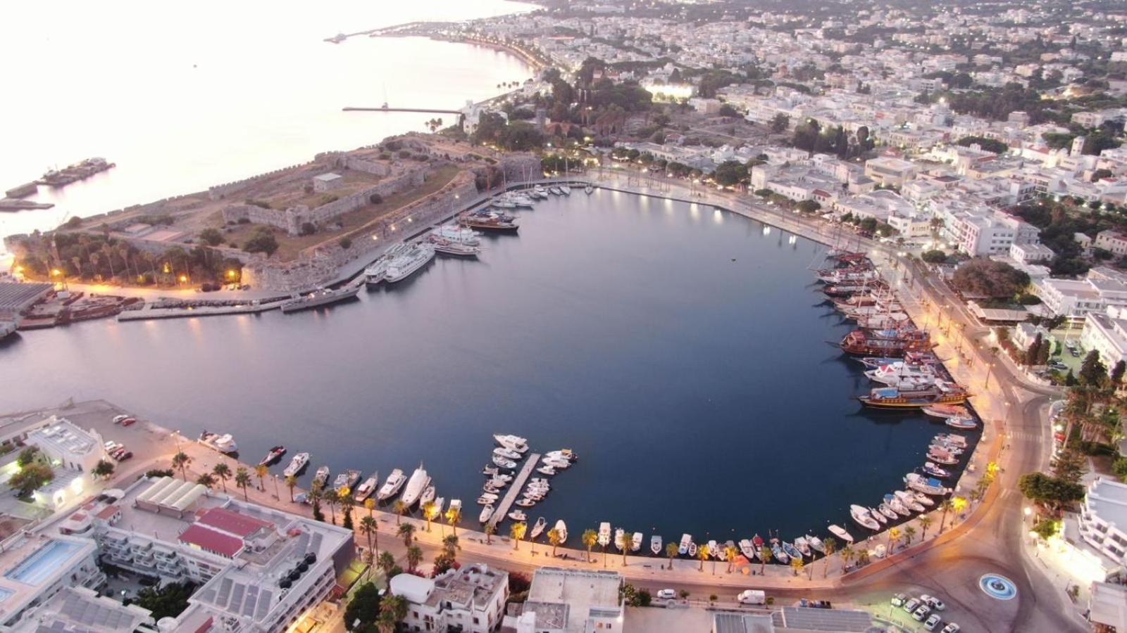 City Apartment 58 - 5Min To Kos Beach المظهر الخارجي الصورة